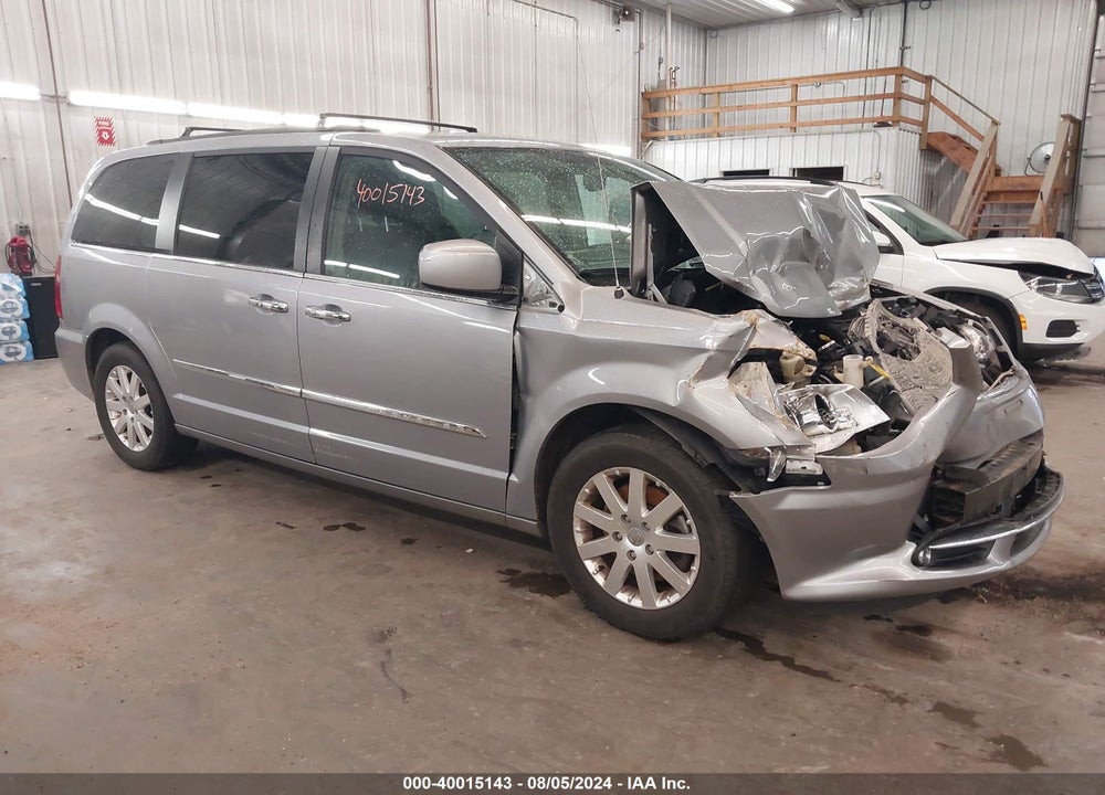 2015 CHRYSLER TOWN & COUNTRY VIN: 2C4RC1BG4FR583234