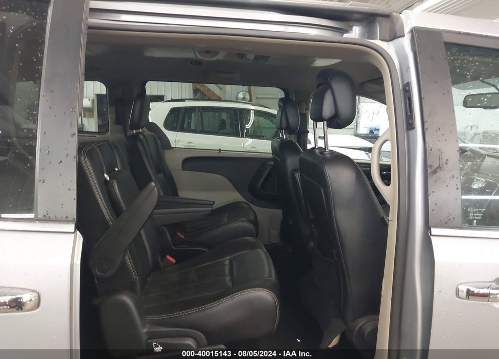 2015 CHRYSLER TOWN & COUNTRY VIN: 2C4RC1BG4FR583234