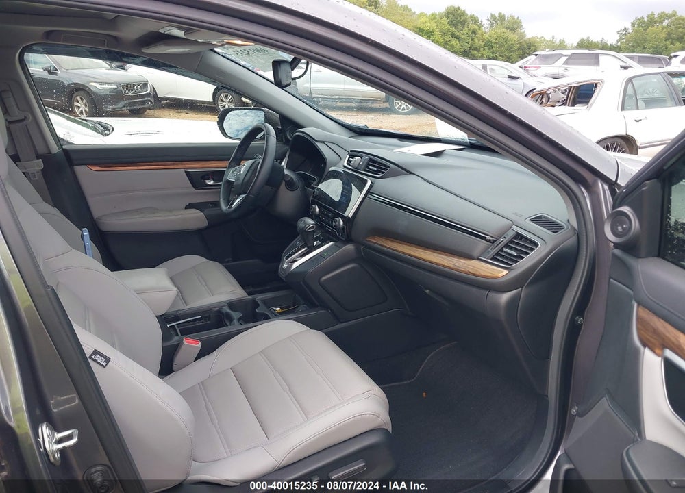 2018 HONDA CR-V TOURING VIN: 7FARW2H93JE053982