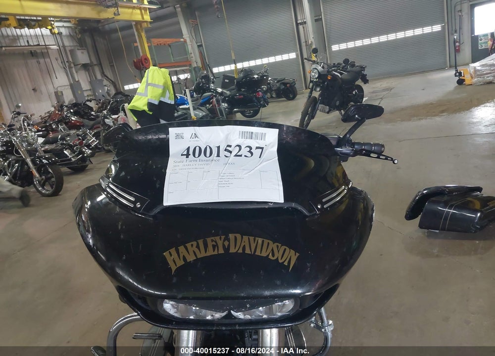 2016 HARLEY-DAVIDSON FLTRXS VIN: 1HD1KTM14GB651616