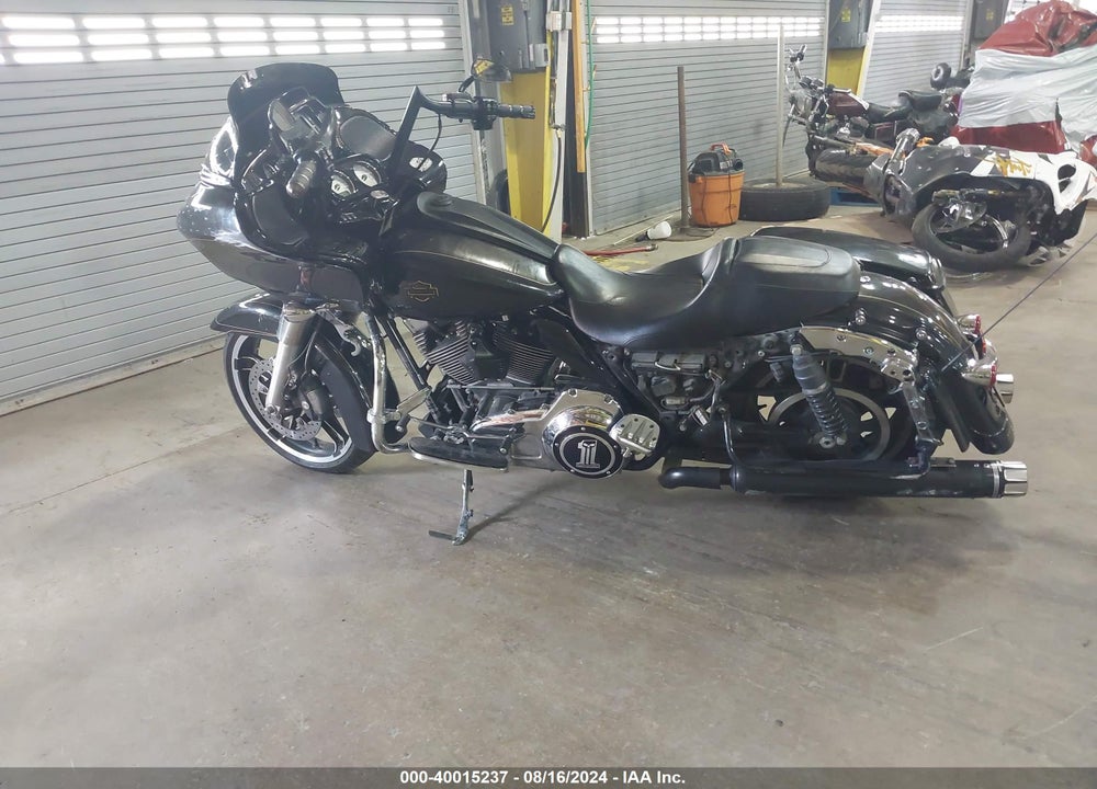 2016 HARLEY-DAVIDSON FLTRXS VIN: 1HD1KTM14GB651616