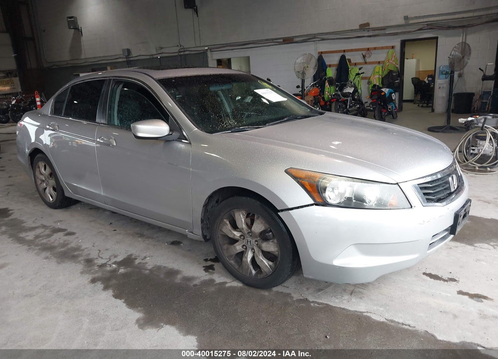 2010 HONDA ACCORD 2.4 EX VIN: 1HGCP2F77AA106189