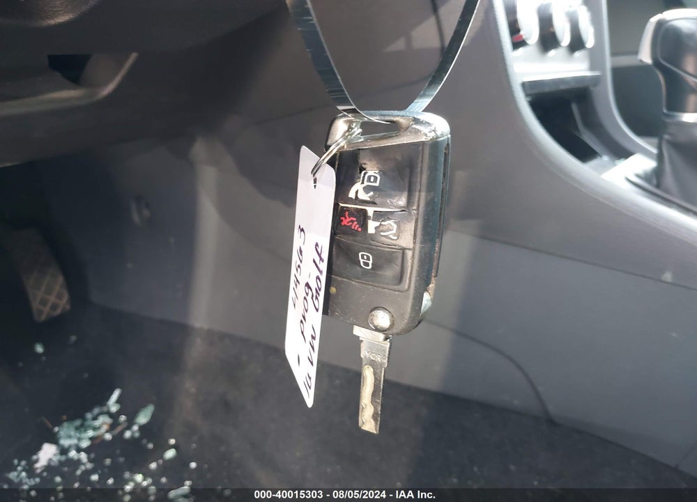 2016 VOLKSWAGEN GOLF TSI SE 4-DOOR VIN: 3VW217AU5GM035573