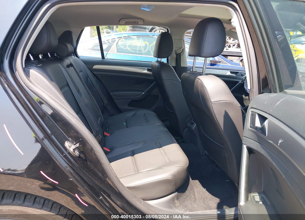2016 VOLKSWAGEN GOLF TSI SE 4-DOOR VIN: 3VW217AU5GM035573