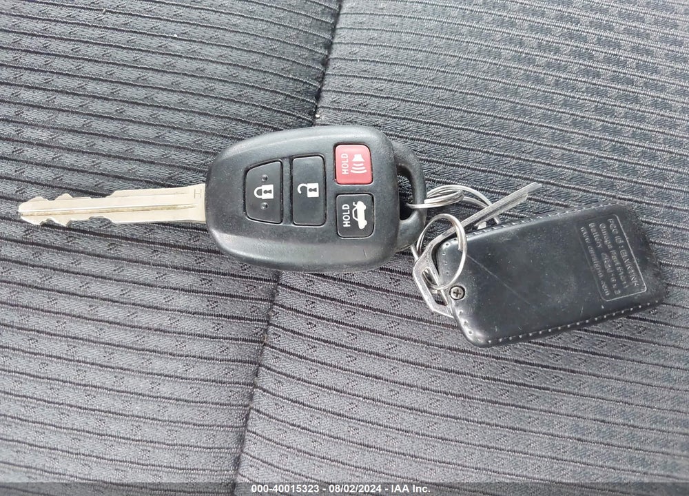 2017 TOYOTA CAMRY SE VIN: 4T1BF1FK0HU313765