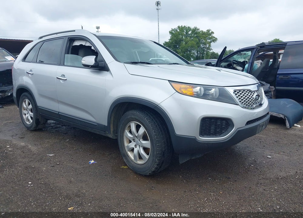 2012 KIA SORENTO LX V6 VIN: 5XYKT4A29CG249581
