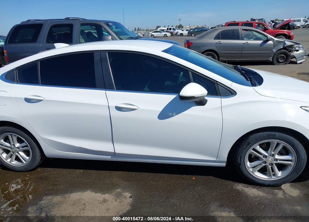 2018 CHEVROLET CRUZE LT AUTO VIN: 1G1BE5SM4J7111532