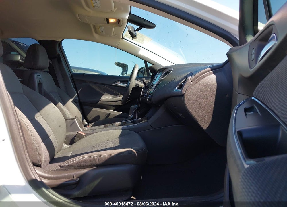 2018 CHEVROLET CRUZE LT AUTO VIN: 1G1BE5SM4J7111532