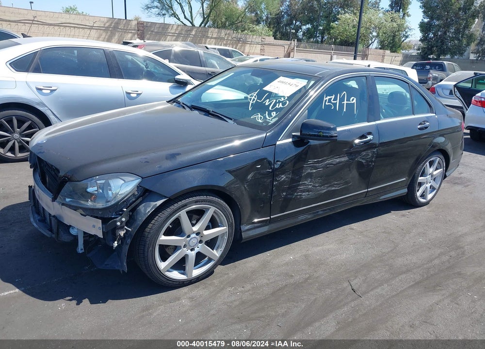 2014 MERCEDES-BENZ C 250 LUXURY/SPORT VIN: WDDGF4HBXEA965191