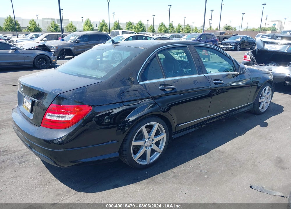 2014 MERCEDES-BENZ C 250 LUXURY/SPORT VIN: WDDGF4HBXEA965191