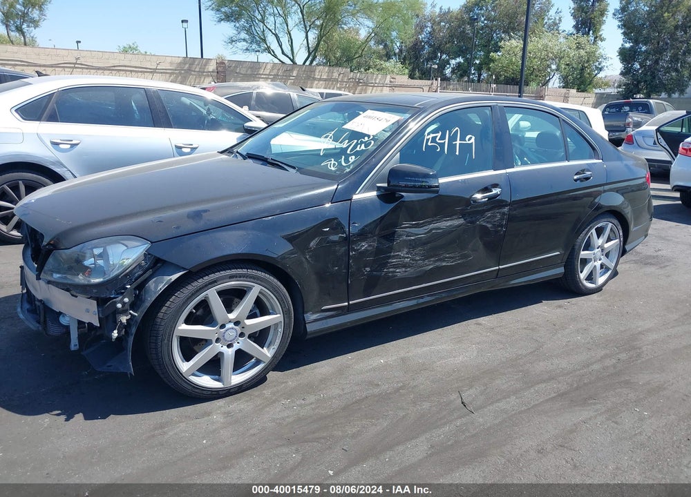 2014 MERCEDES-BENZ C 250 LUXURY/SPORT VIN: WDDGF4HBXEA965191