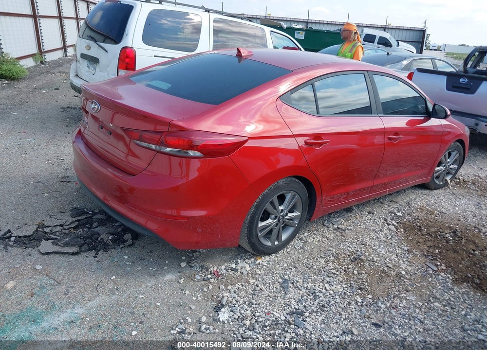2017 HYUNDAI ELANTRA SE VIN: 5NPD84LF6HH180438