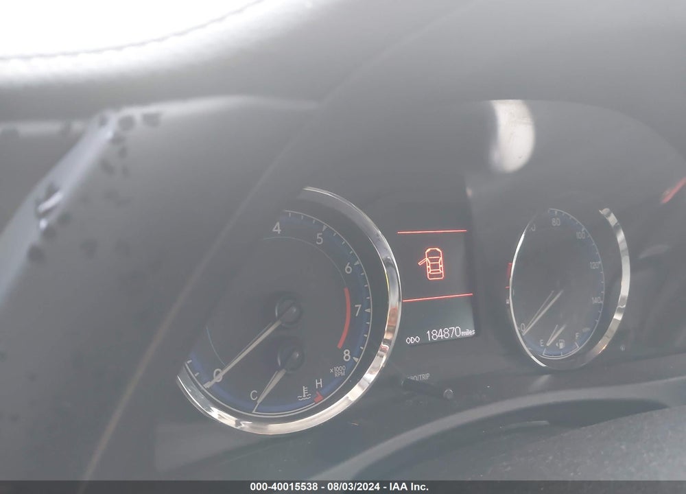 2018 TOYOTA COROLLA LE VIN: 2T1BURHE6JC073169