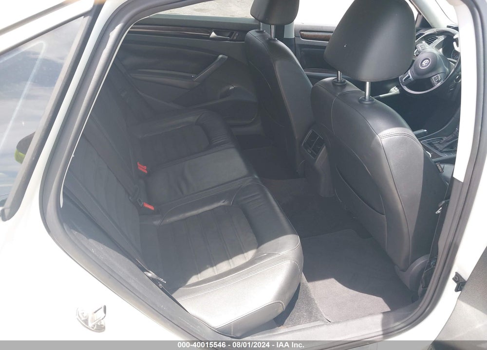 2014 VOLKSWAGEN PASSAT 2.0L TDI SEL PREMIUM VIN: 1VWCN7A36EC051277