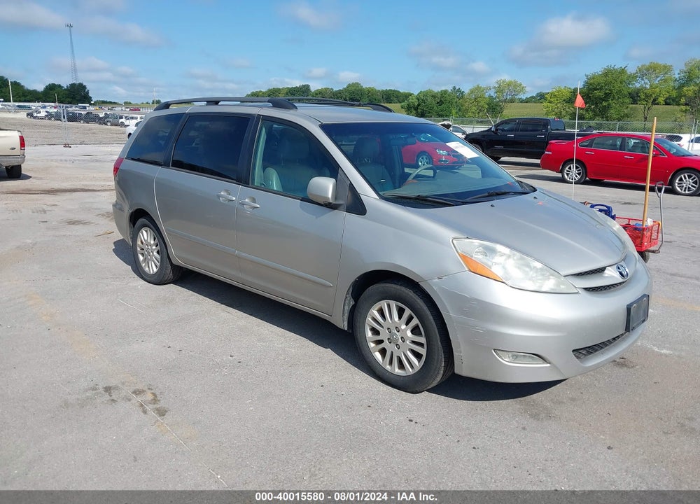 2008 TOYOTA SIENNA XLE VIN: 5TDZK22C58S172408