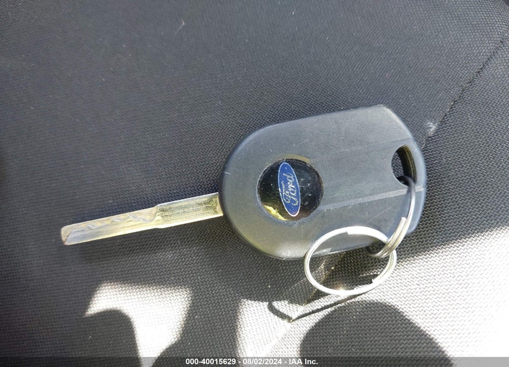 2015 FORD FOCUS SE VIN: 1FADP3F20FL292527