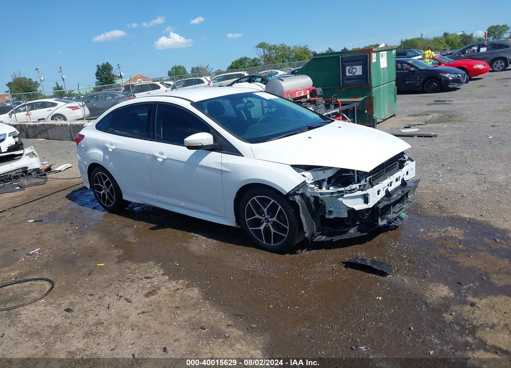 2015 FORD FOCUS SE VIN: 1FADP3F20FL292527