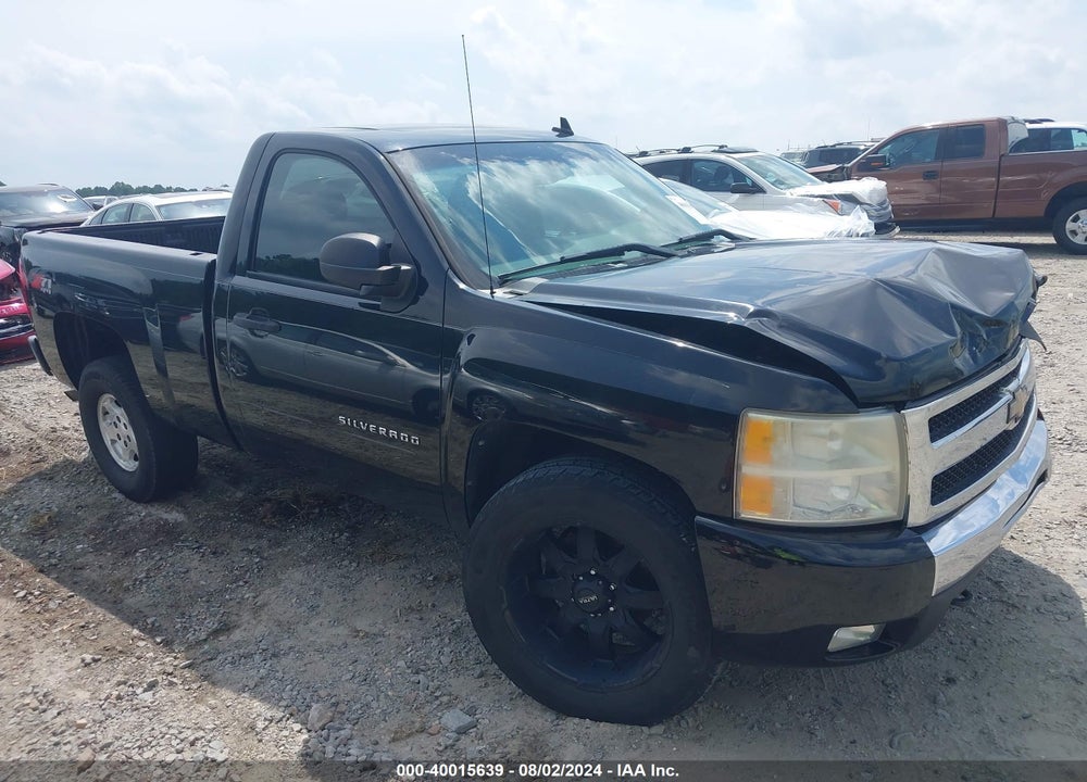 2011 CHEVROLET SILVERADO 1500 LT VIN: 1GCNKSE03BZ387212