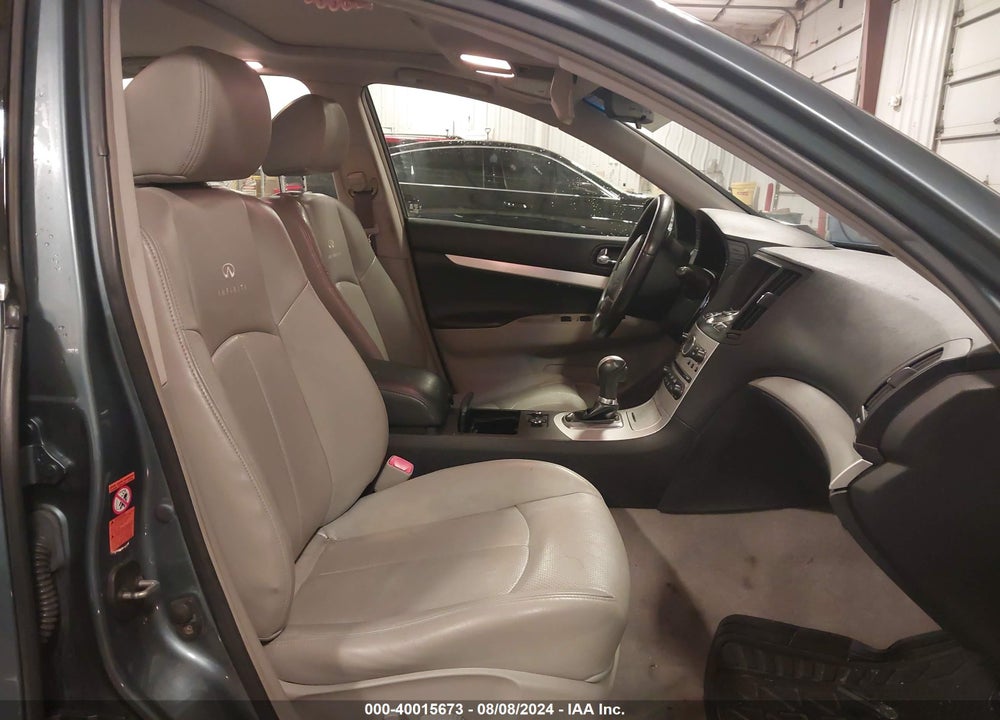 2009 INFINITI G37X VIN: JNKCV61F69M353528