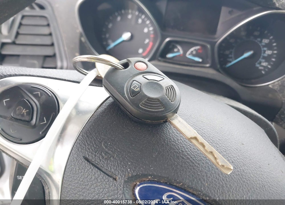 2016 FORD ESCAPE SE VIN: 1FMCU9GX6GUA55429