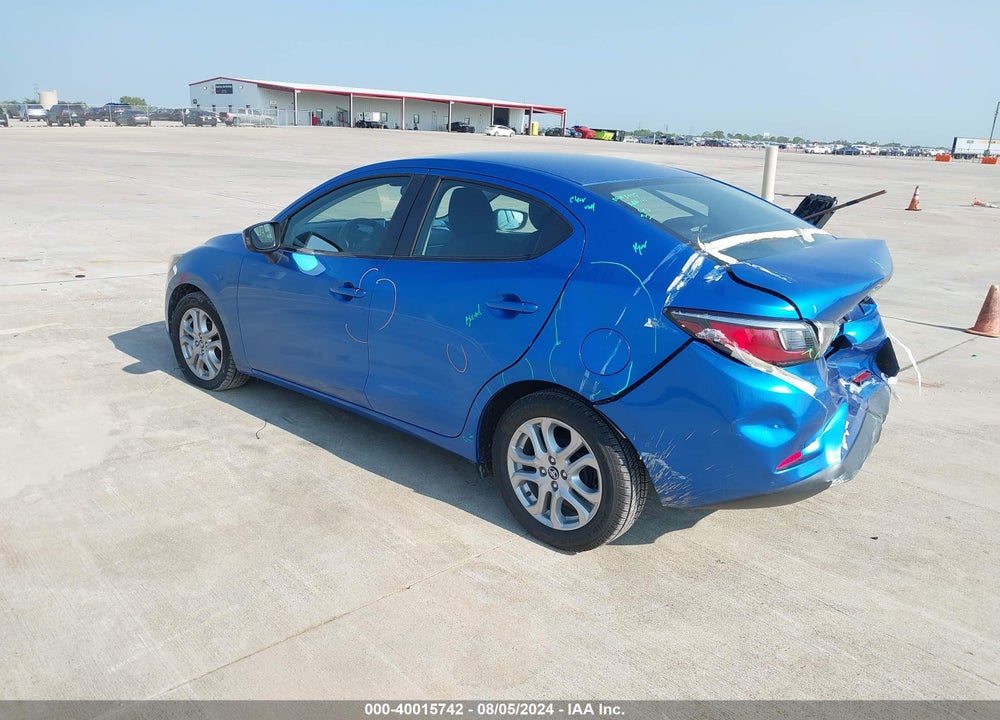 2018 TOYOTA YARIS IA VIN: 3MYDLBYV4JY333234