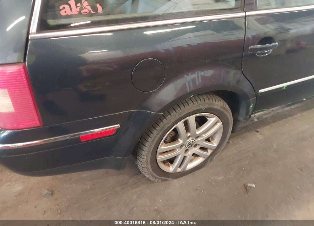 2005 VOLKSWAGEN PASSAT GLS VIN: WVWDD63B45E152539
