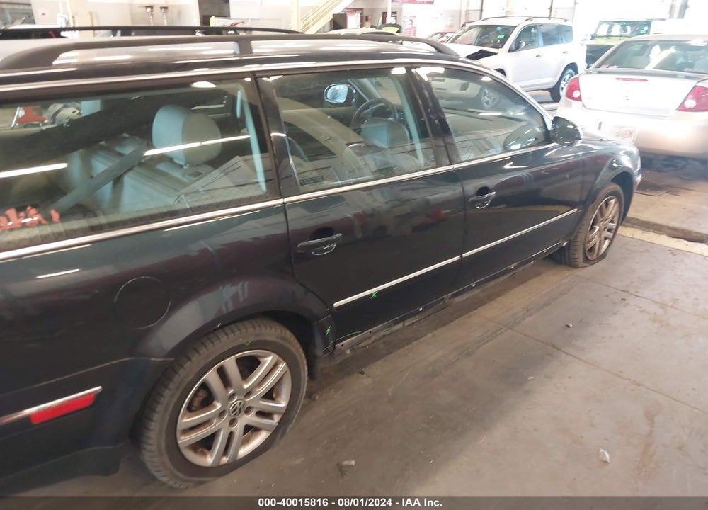 2005 VOLKSWAGEN PASSAT GLS VIN: WVWDD63B45E152539