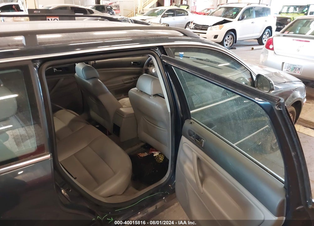 2005 VOLKSWAGEN PASSAT GLS VIN: WVWDD63B45E152539