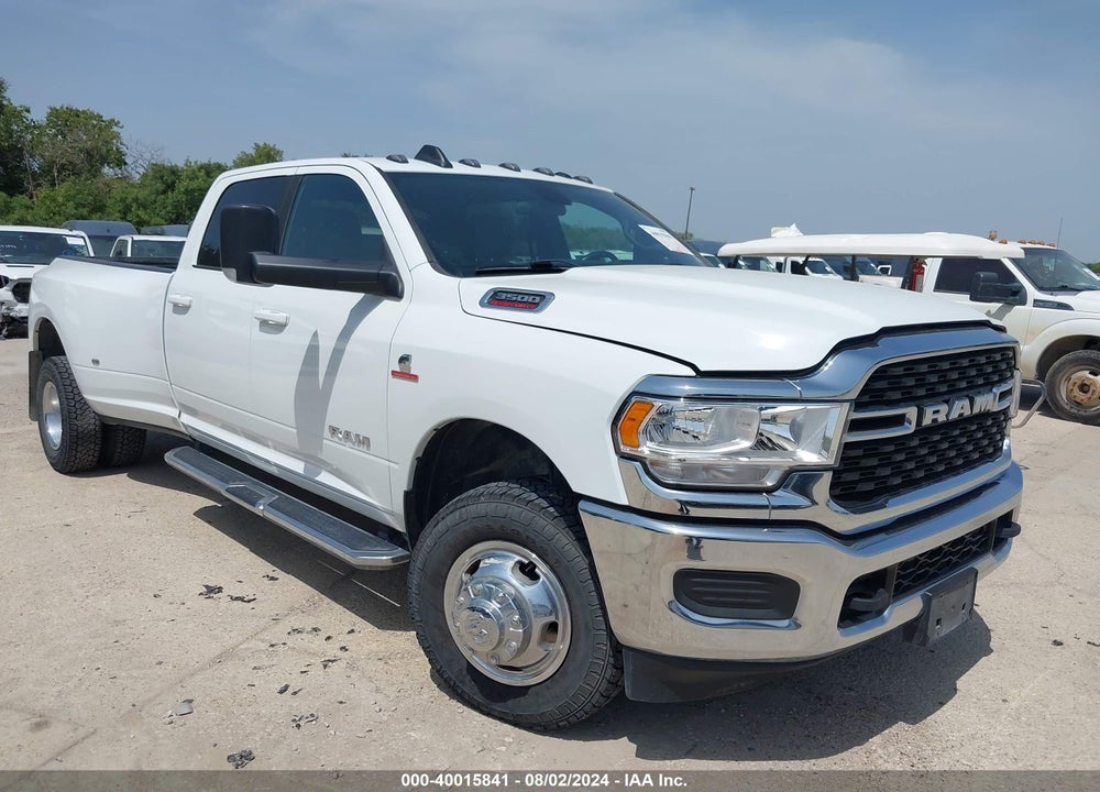 2022 RAM 3500 BIG HORN  4X4 8' BOX VIN: 3C63RRHL5NG302710