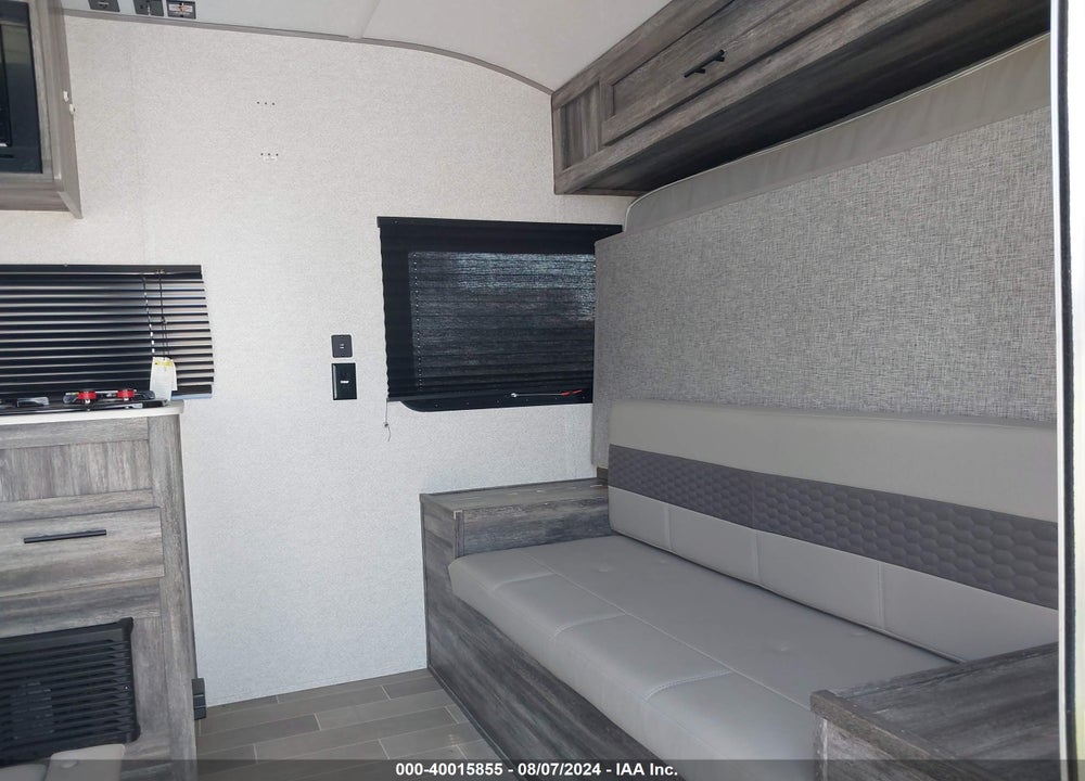 2021 FOREST RIVER WILDWOOD  RV VIN: 4X4TWDT19MY096333