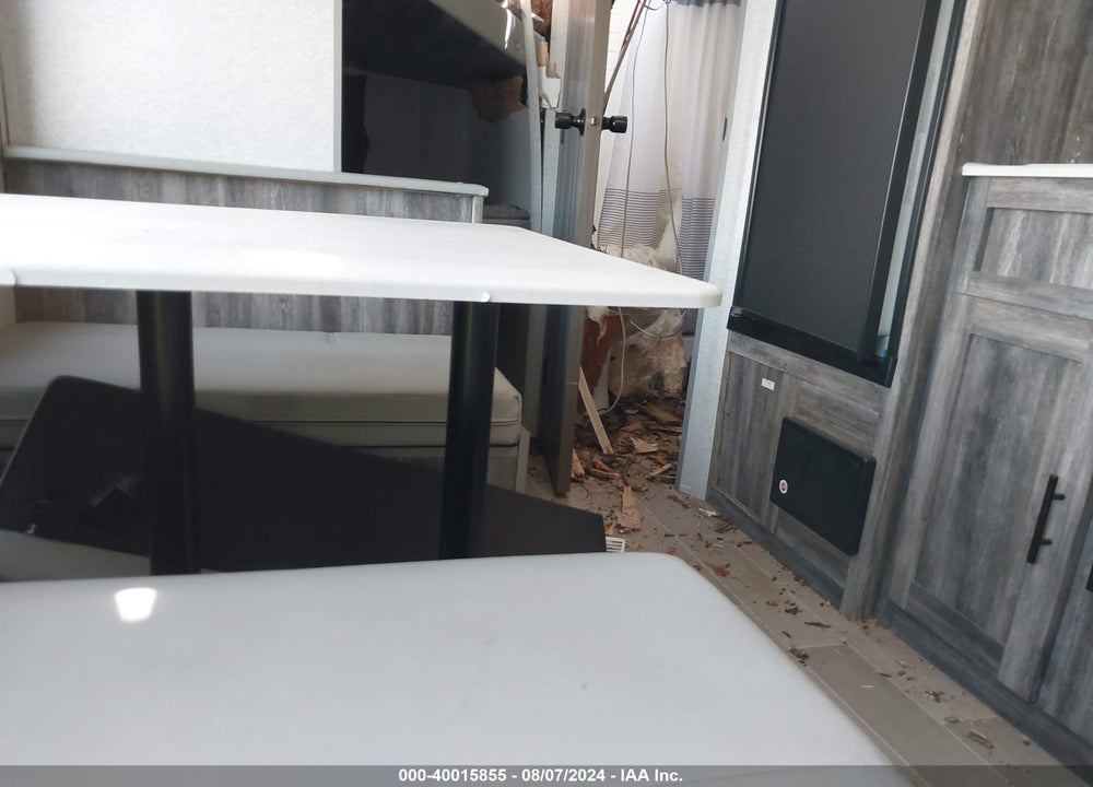 2021 FOREST RIVER WILDWOOD  RV VIN: 4X4TWDT19MY096333