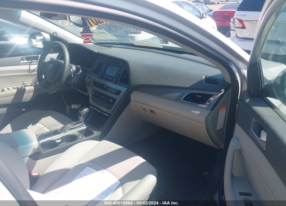 2016 HYUNDAI SONATA HYBRID SE VIN: KMHE24L14GA011658