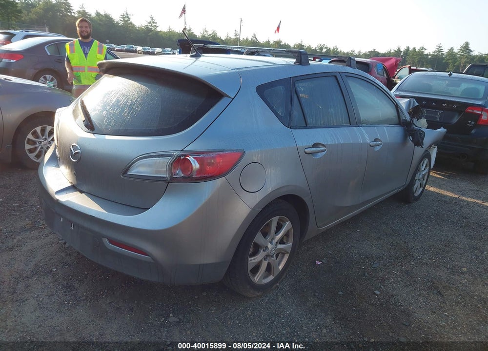 2011 MAZDA 3 VIN: JM1BL1KF0B1466483