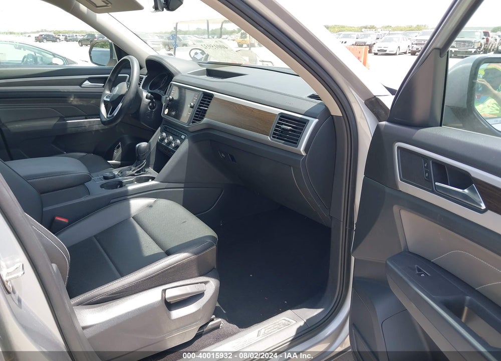 2021 VOLKSWAGEN ATLAS 3.6L V6 SE W/TECHNOLOGY VIN: 1V2HR2CA6MC581029