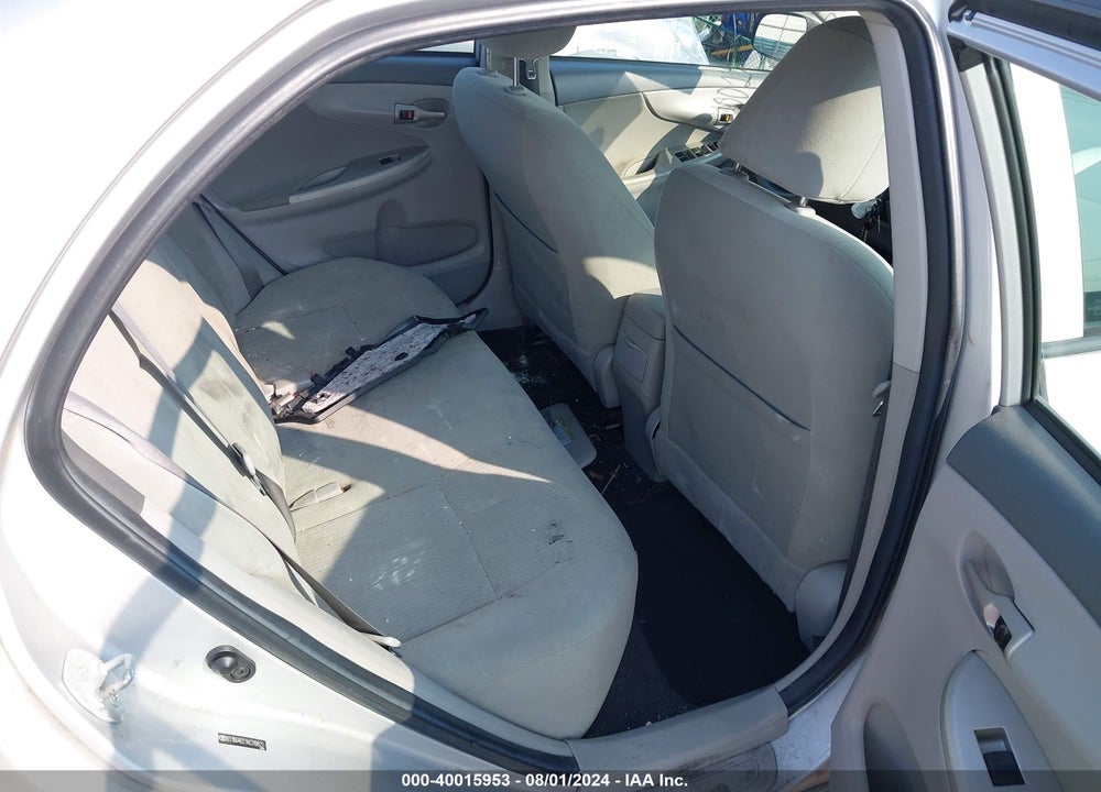 2010 TOYOTA COROLLA LE VIN: 2T1BU4EE1AC310822