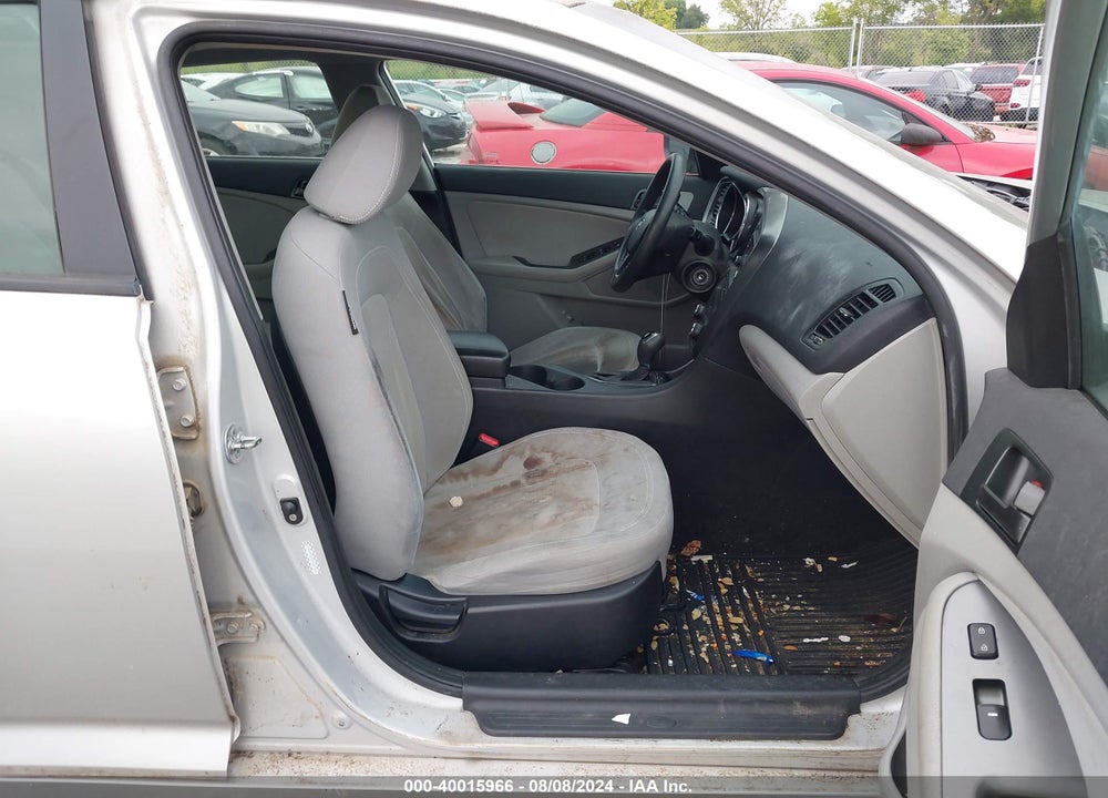 2011 KIA OPTIMA LX VIN: KNAGM4A78B5081726