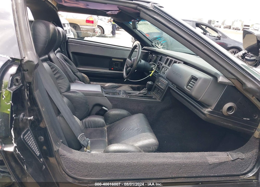 1989 CHEVROLET CORVETTE VIN: 1G1YY2180K5119810
