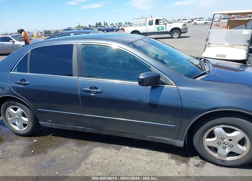 2003 HONDA ACCORD 2.4 LX VIN: JHMCM56343C061188