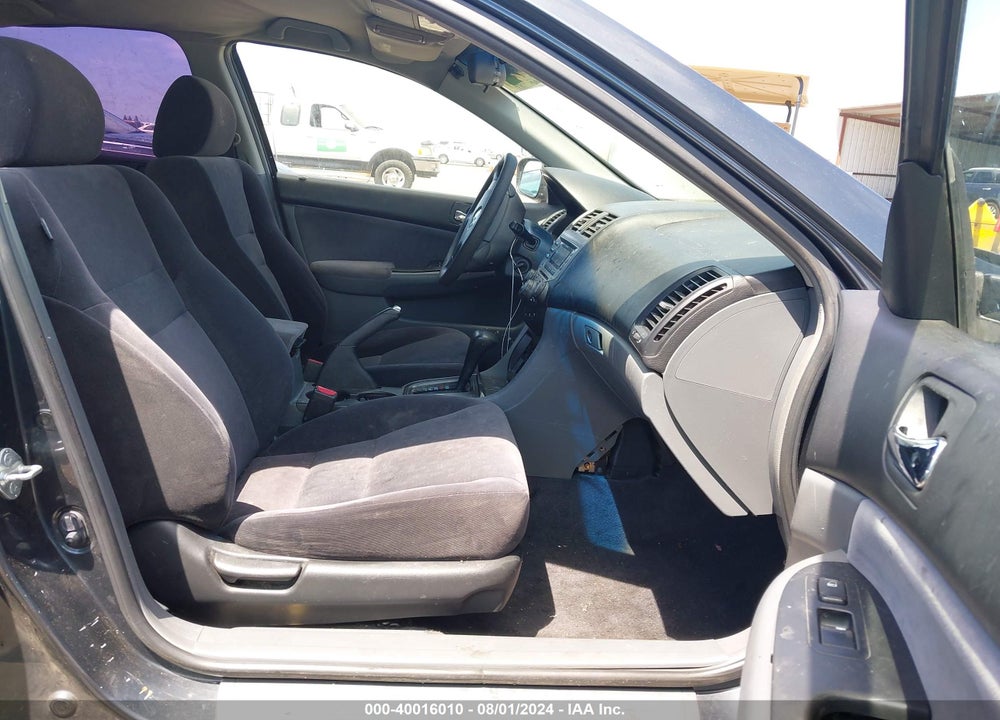 2003 HONDA ACCORD 2.4 LX VIN: JHMCM56343C061188