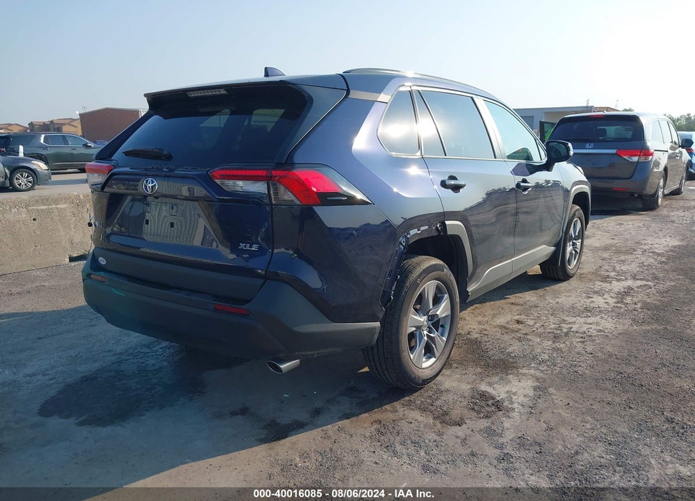 2024 TOYOTA RAV4 XLE VIN: 2T3W1RFV4RW320381