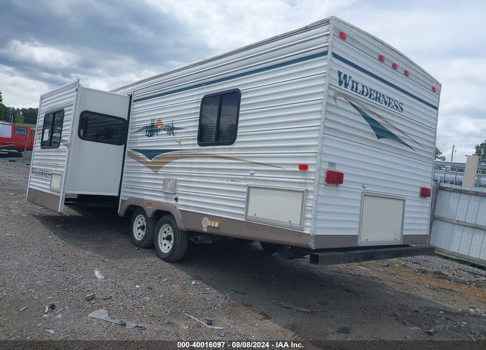 2004 FLEETWOOD WILDERNESS 260FLS VIN: 1ED1F262942811268