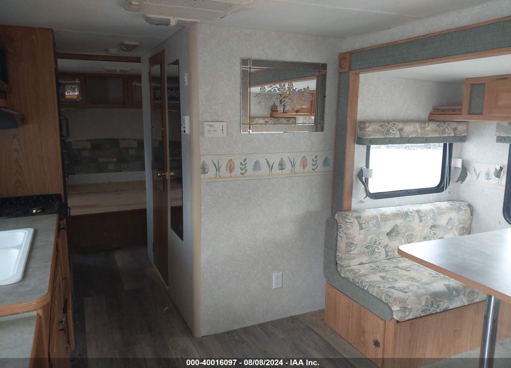 2004 FLEETWOOD WILDERNESS 260FLS VIN: 1ED1F262942811268