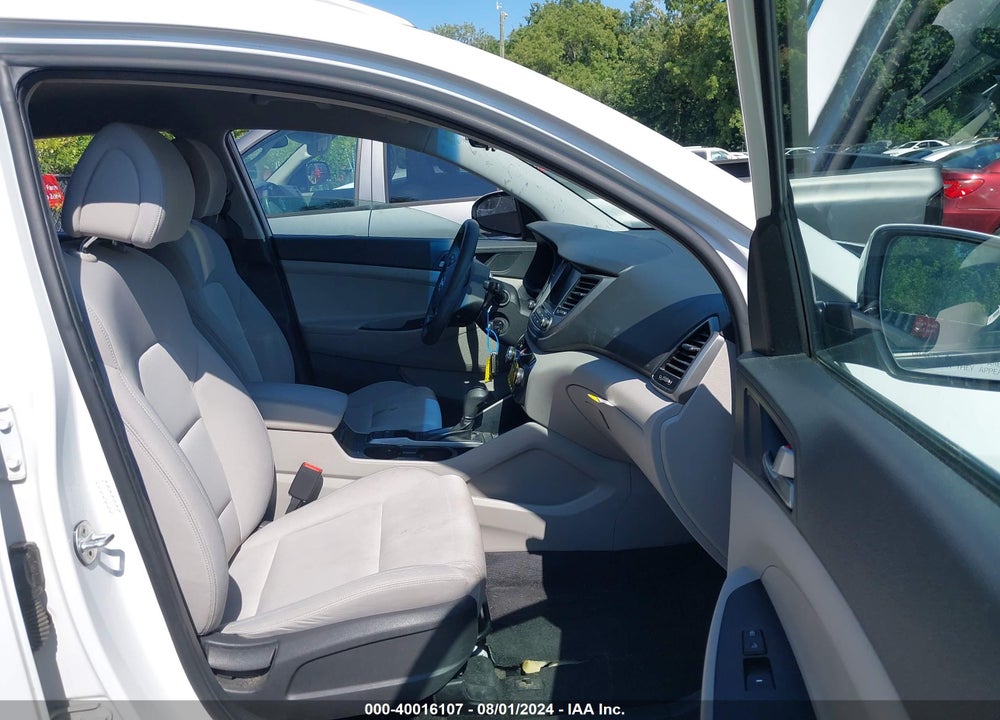 2018 HYUNDAI TUCSON SEL VIN: KM8J33A45JU627510
