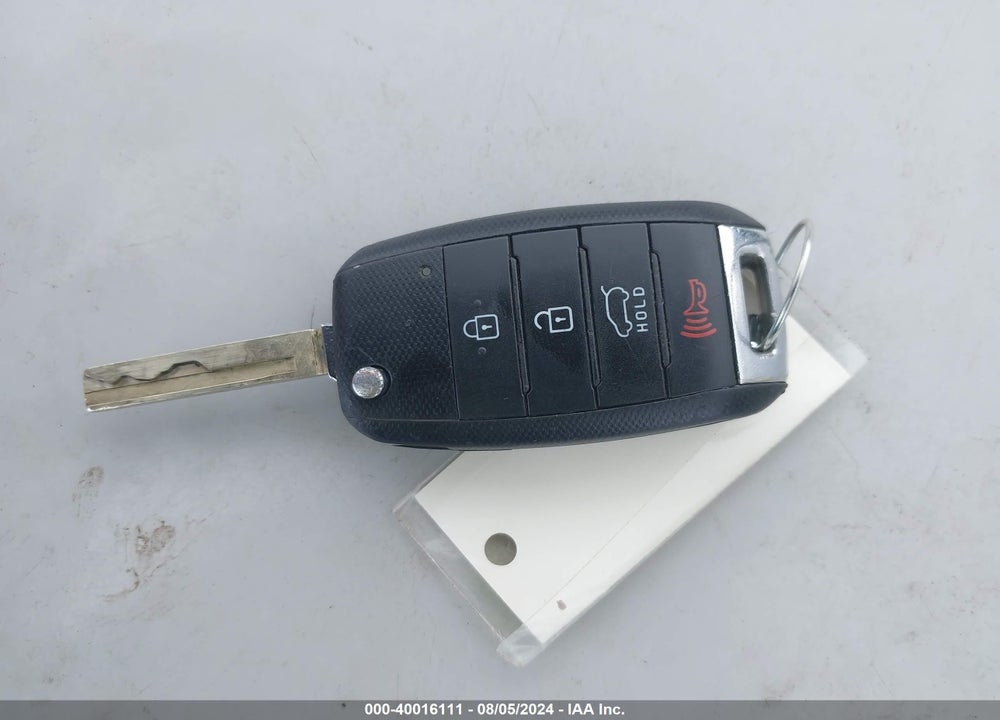 2016 KIA SORENTO 2.4L LX VIN: 5XYPG4A37GG089855