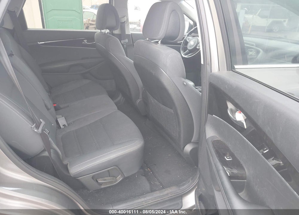 2016 KIA SORENTO 2.4L LX VIN: 5XYPG4A37GG089855