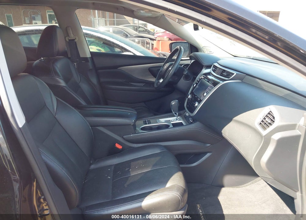 2018 NISSAN MURANO PLATINUM VIN: 5N1AZ2MG0JN109328