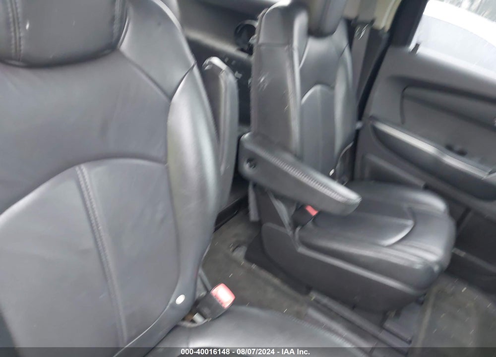2008 GMC ACADIA SLT-2 VIN: 1GKEV33798J303872