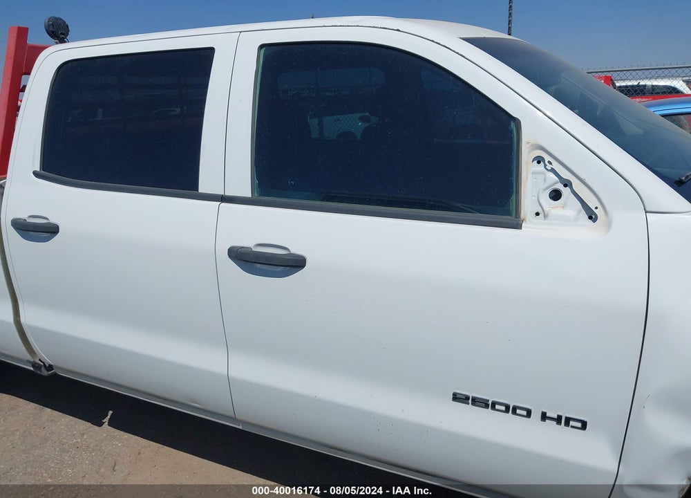 2018 CHEVROLET SILVERADO 2500HD WT VIN: 1GC1KUEG5JF265071