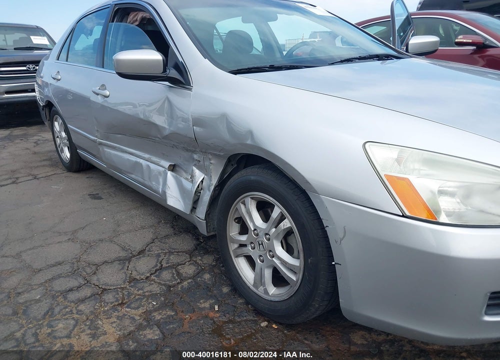 2007 HONDA ACCORD 2.4 EX VIN: 1HGCM56707A028910