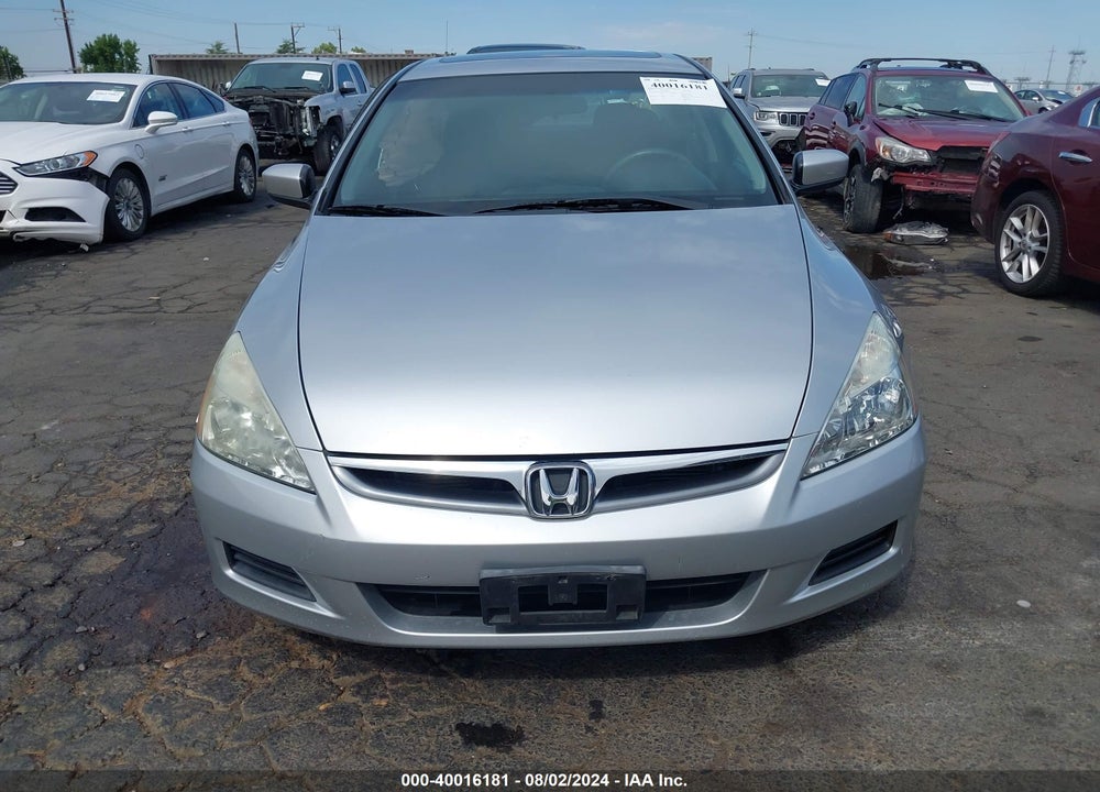 2007 HONDA ACCORD 2.4 EX VIN: 1HGCM56707A028910